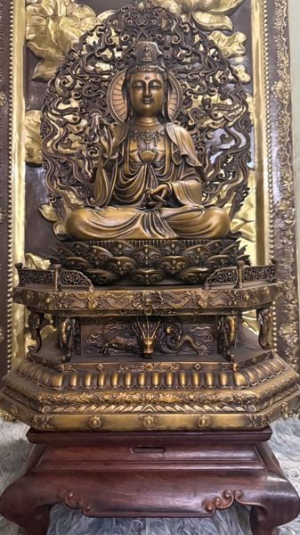 Tượng Quan Âm bằng đồng