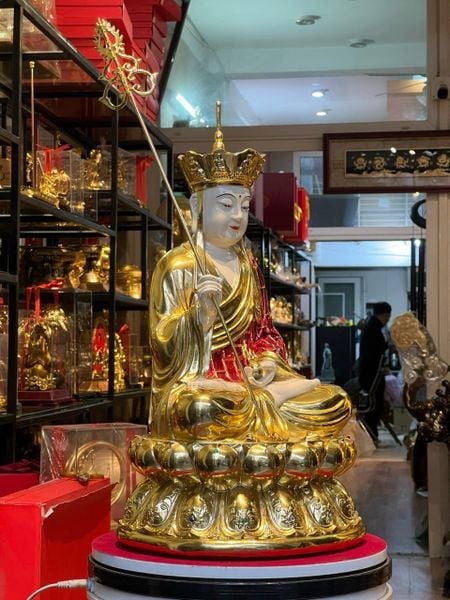 Tượng địa tạng vương bồ tát cao 50cm 15kg  bằng đồng, màu thủ công vẽ gấm diện