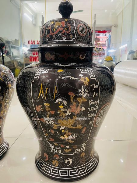 Đôi chóe thờ đồng đỏ khảm ngũ sắc