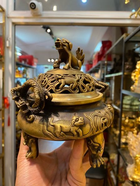Lư xông trầm nghê tai rồng