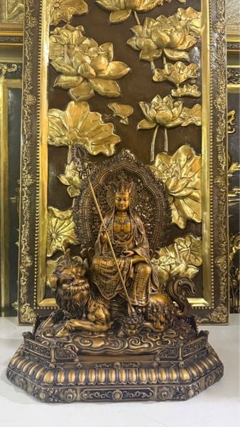 Tượng Địa Tạng Vương Bồ tát bằng đồng