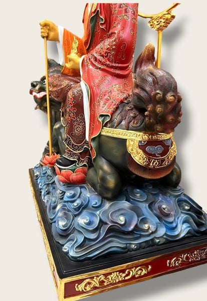 Tượng Địa Tạng Vương bằng đồng vẽ gấm dát vàng 24k
