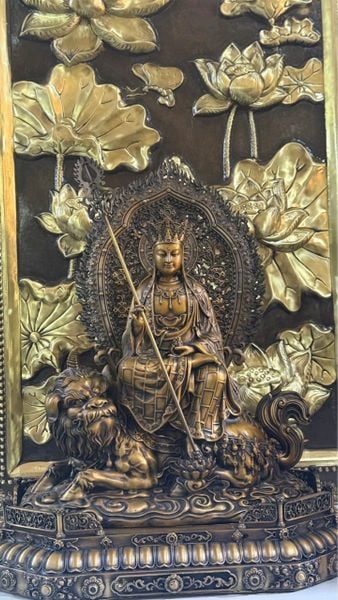 Tượng Địa Tạng Vương Bồ tát bằng đồng