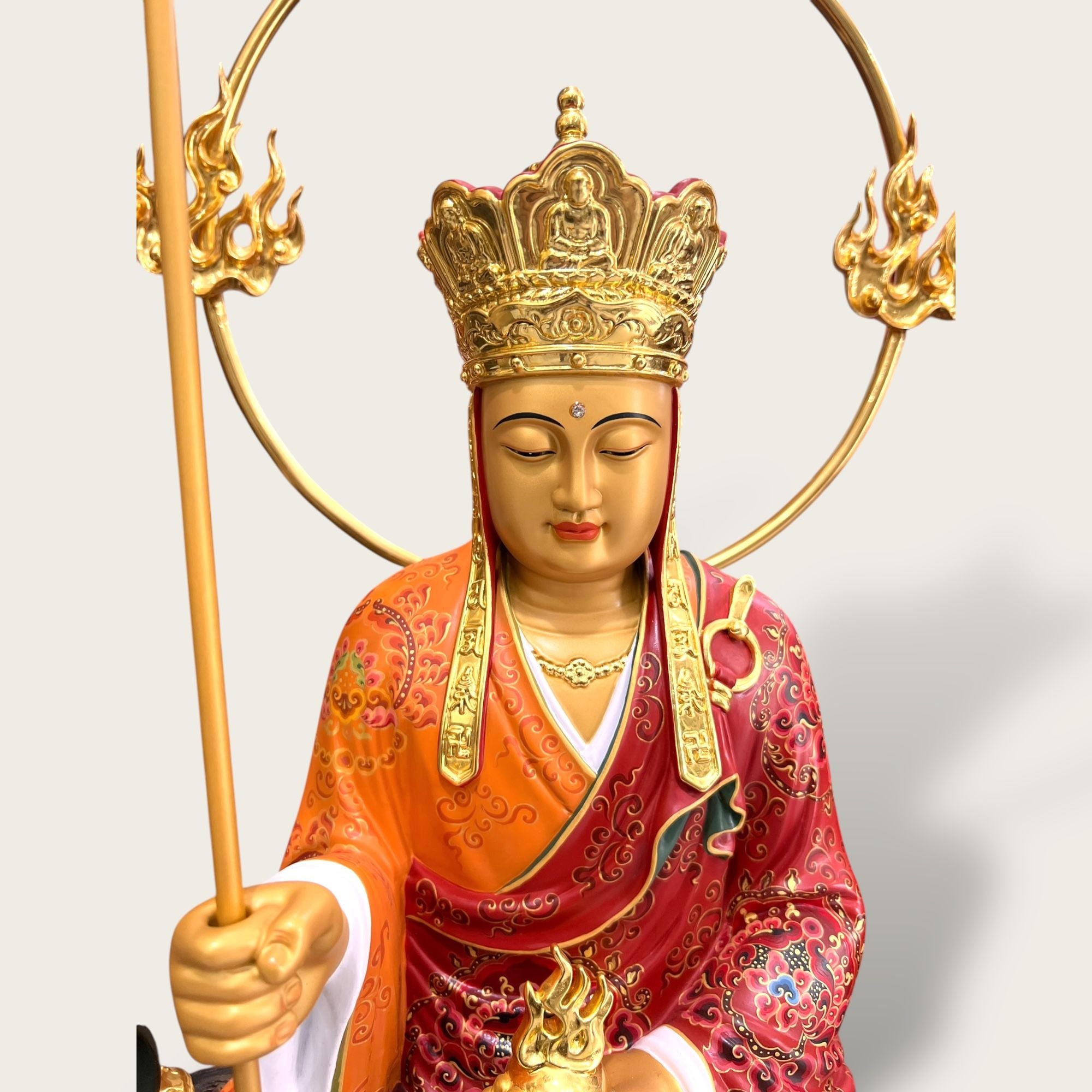 Tượng Địa Tạng Vương bằng đồng vẽ gấm dát vàng 24k