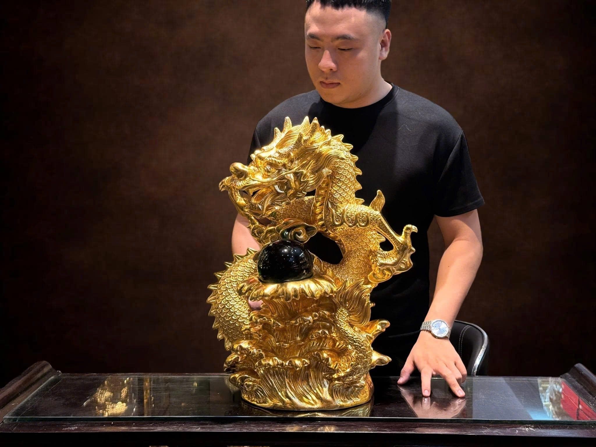 Tượng rồng bằng đồng dát vàng 24k
