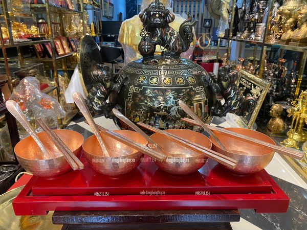 Bát đũa thìa ăn cơm bằng đồng