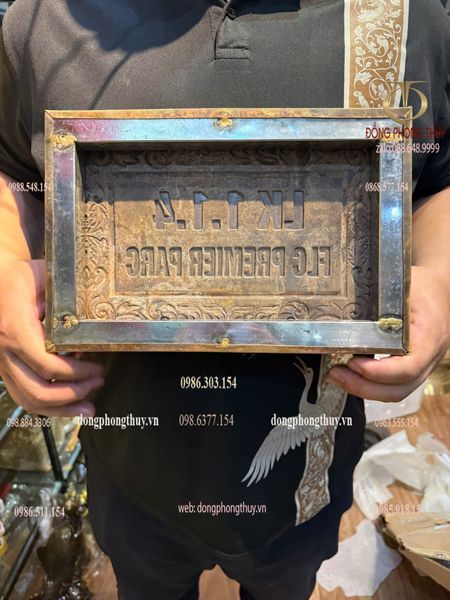 Biển số nhà bằng đồng