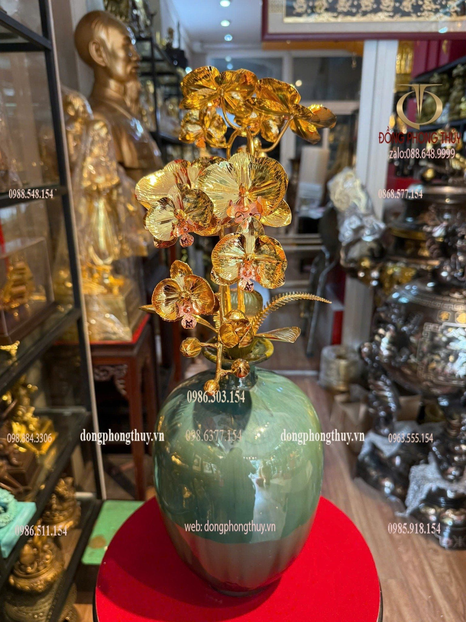 Quà tặng mạ vàng: bình hoa lan mạ vàng 24k