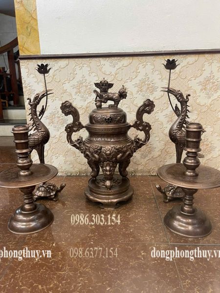 Bộ đỉnh đồng đỏ 65cm hun nâu nặng 48kg