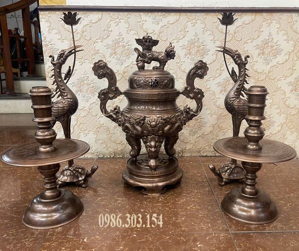 Bộ đỉnh đồng đỏ 65cm hun nâu nặng 48kg