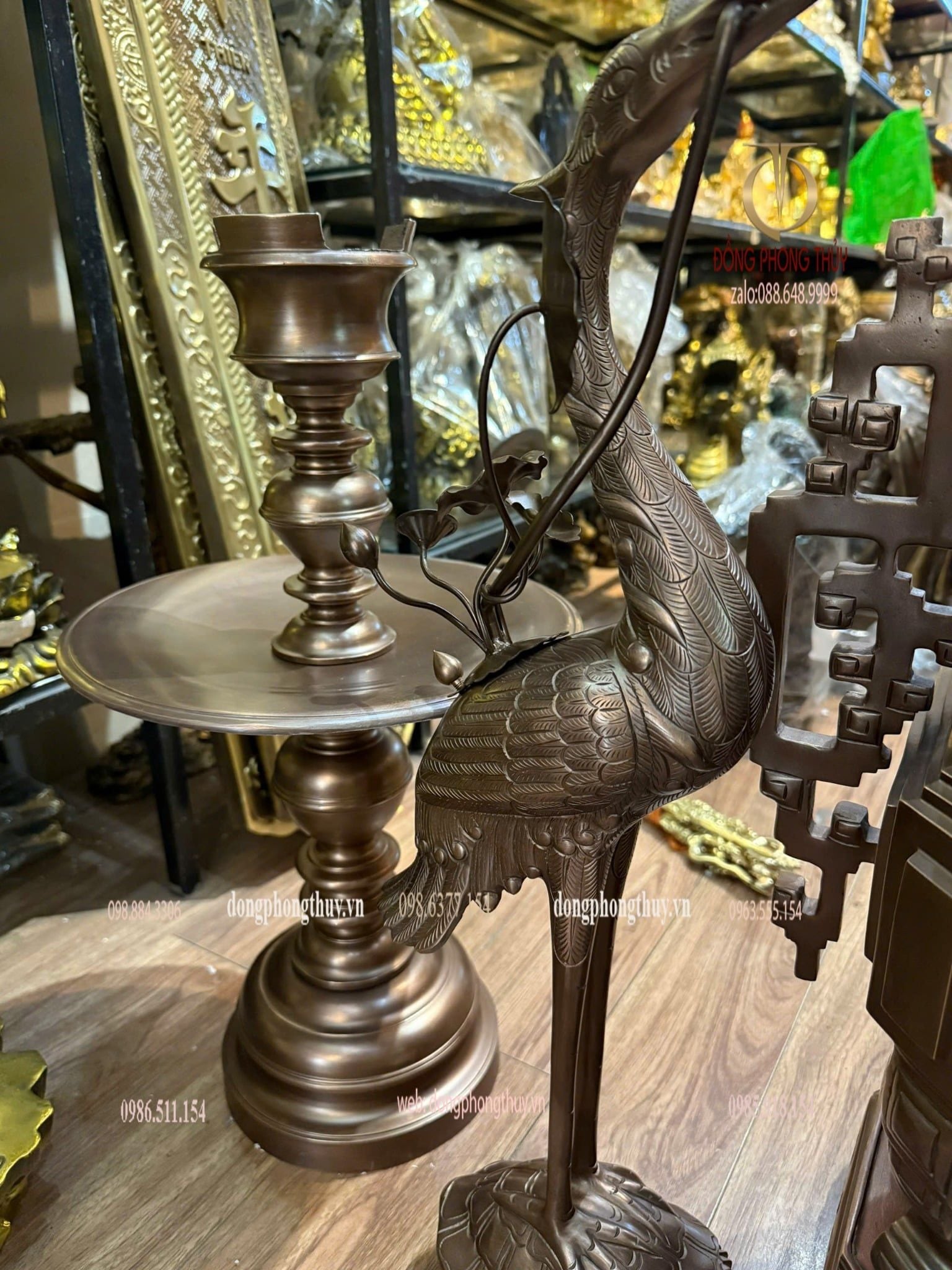 Ngũ sự đỉnh vuông bằng đồng đỏ màu cổ