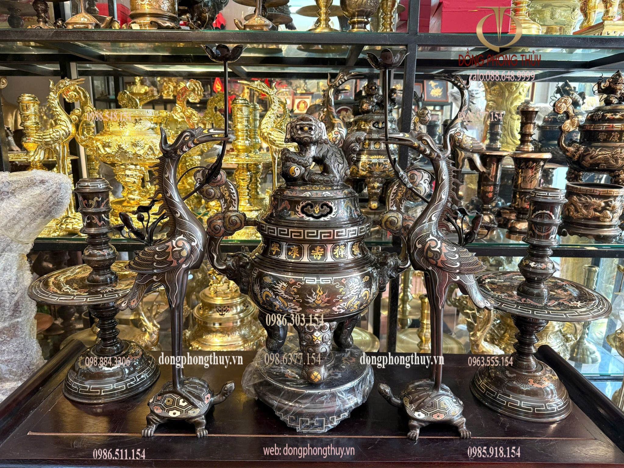 Bộ đỉnh đồng 60cm nặng 42kg khảm ngũ sắc