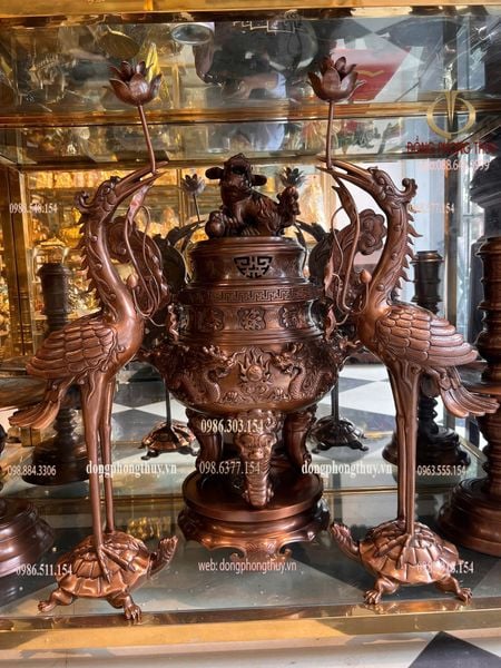 Bộ đỉnh đồng ngũ sự 70cm 62,5kg bằng đồng đỏ