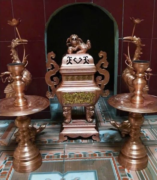 Bộ ngũ sự 60cm đỉnh đồng đỏ vuông nặng 43kg