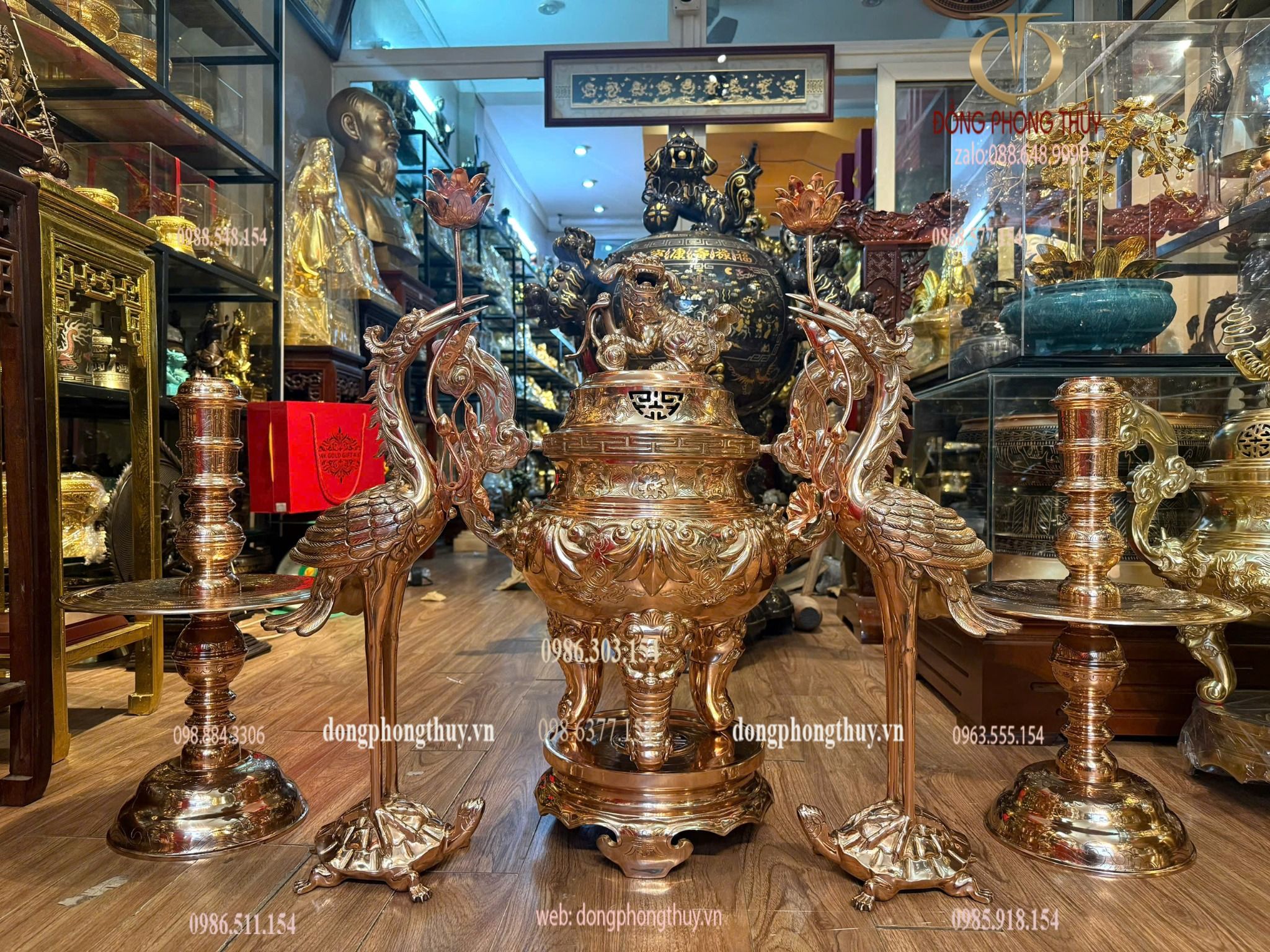 Đỉnh đồng ngũ sự hoa sòi 65cm nặng 48kg đồng đỏ