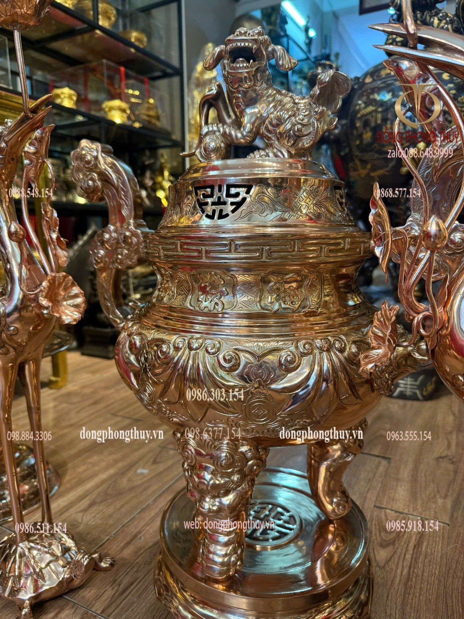 Đỉnh đồng ngũ sự hoa sòi 65cm nặng 48kg đồng đỏ