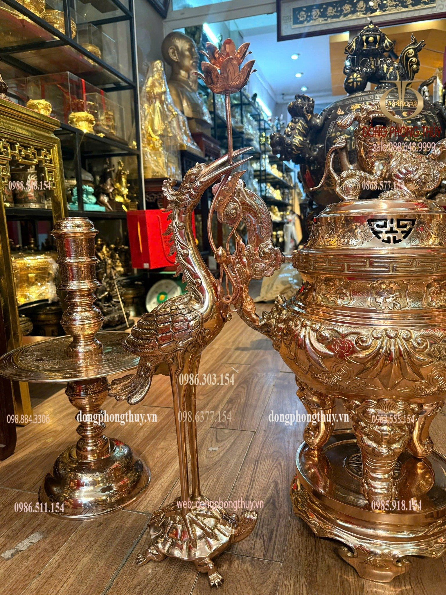 Đỉnh đồng ngũ sự hoa sòi 65cm nặng 48kg đồng đỏ