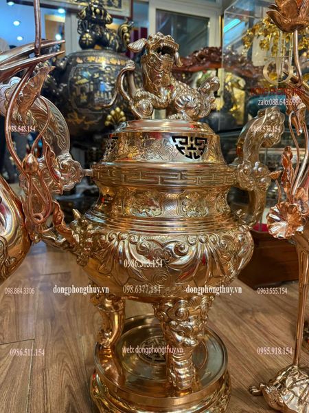 Đỉnh đồng ngũ sự hoa sòi 65cm nặng 48kg đồng đỏ