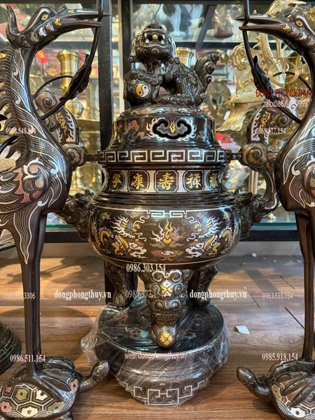 Bộ đỉnh đồng 60cm nặng 42kg khảm ngũ sắc