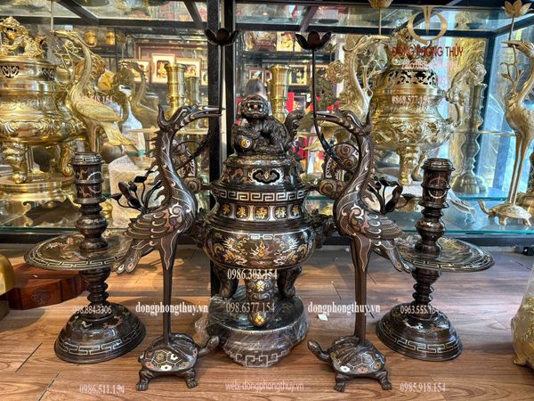 Bộ đỉnh đồng 60cm nặng 42kg khảm ngũ sắc