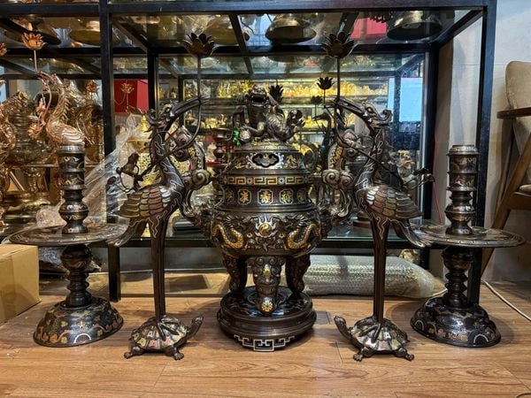 Bộ đỉnh đồng ngũ sự cao 70cm nặng 65kg hàng nghệ nhân