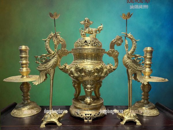 Bộ đỉnh đồng cát tút song long chầu nguyệt