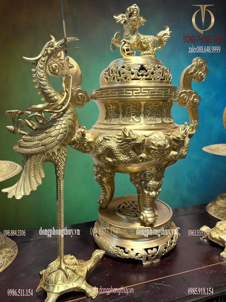 Bộ đỉnh đồng cát tút song long chầu nguyệt