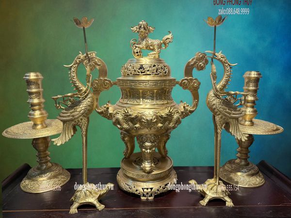 Bộ đỉnh đồng cát tút song long chầu nguyệt