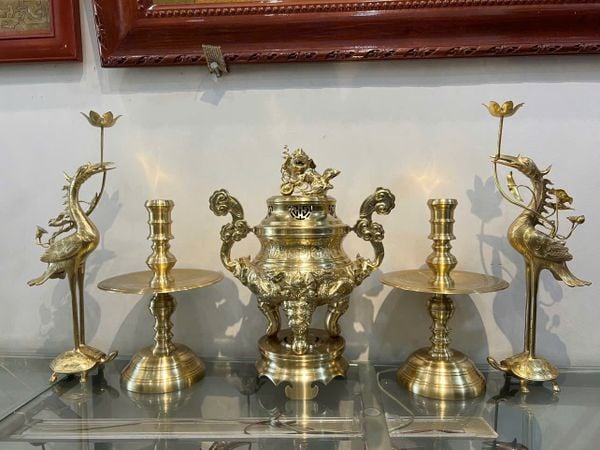 Bộ ngũ sự đỉnh đồng cát tút