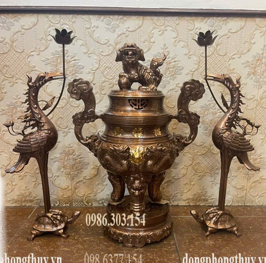 Bộ đỉnh đồng đỏ cao 65cm nặng 48kg song long chầu nguyệt