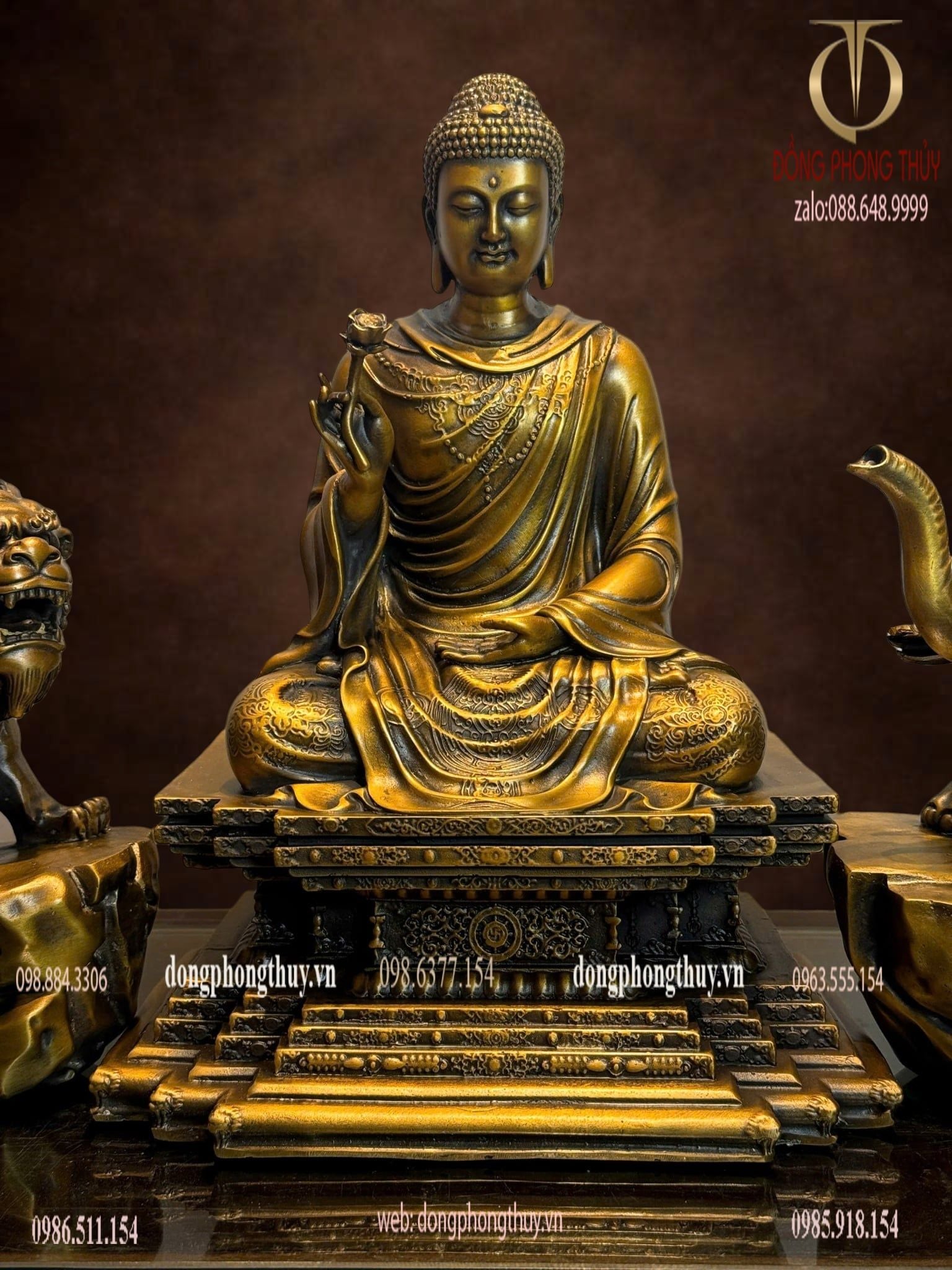 Hoa nghiêm tam thánh bằng đồng