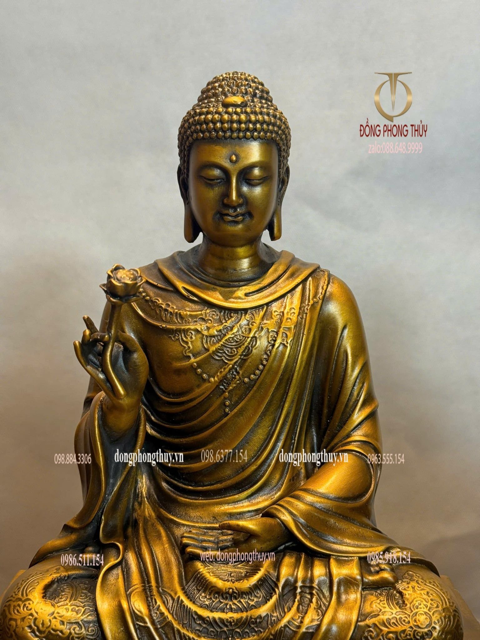 Hoa nghiêm tam thánh bằng đồng