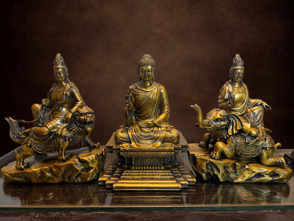 Hoa nghiêm tam thánh bằng đồng