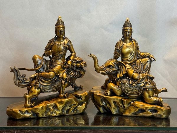 Tượng văn thù sư lợi-phổ hiền bồ tát bằng đồng