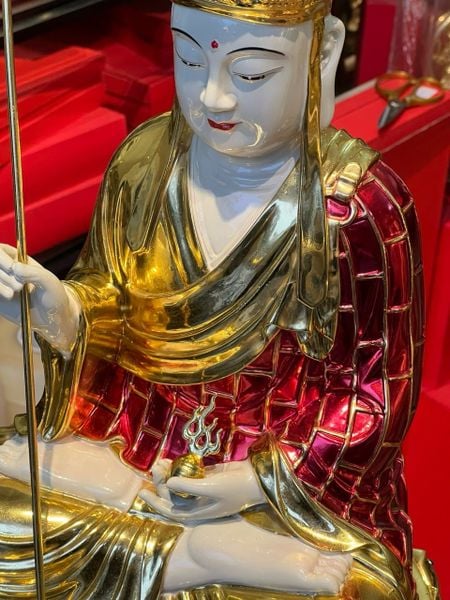 Tượng địa tạng vương bồ tát cao 50cm 15kg  bằng đồng, màu thủ công vẽ gấm diện