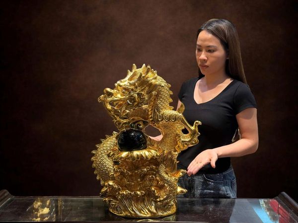 Tượng rồng bằng đồng dát vàng 24k