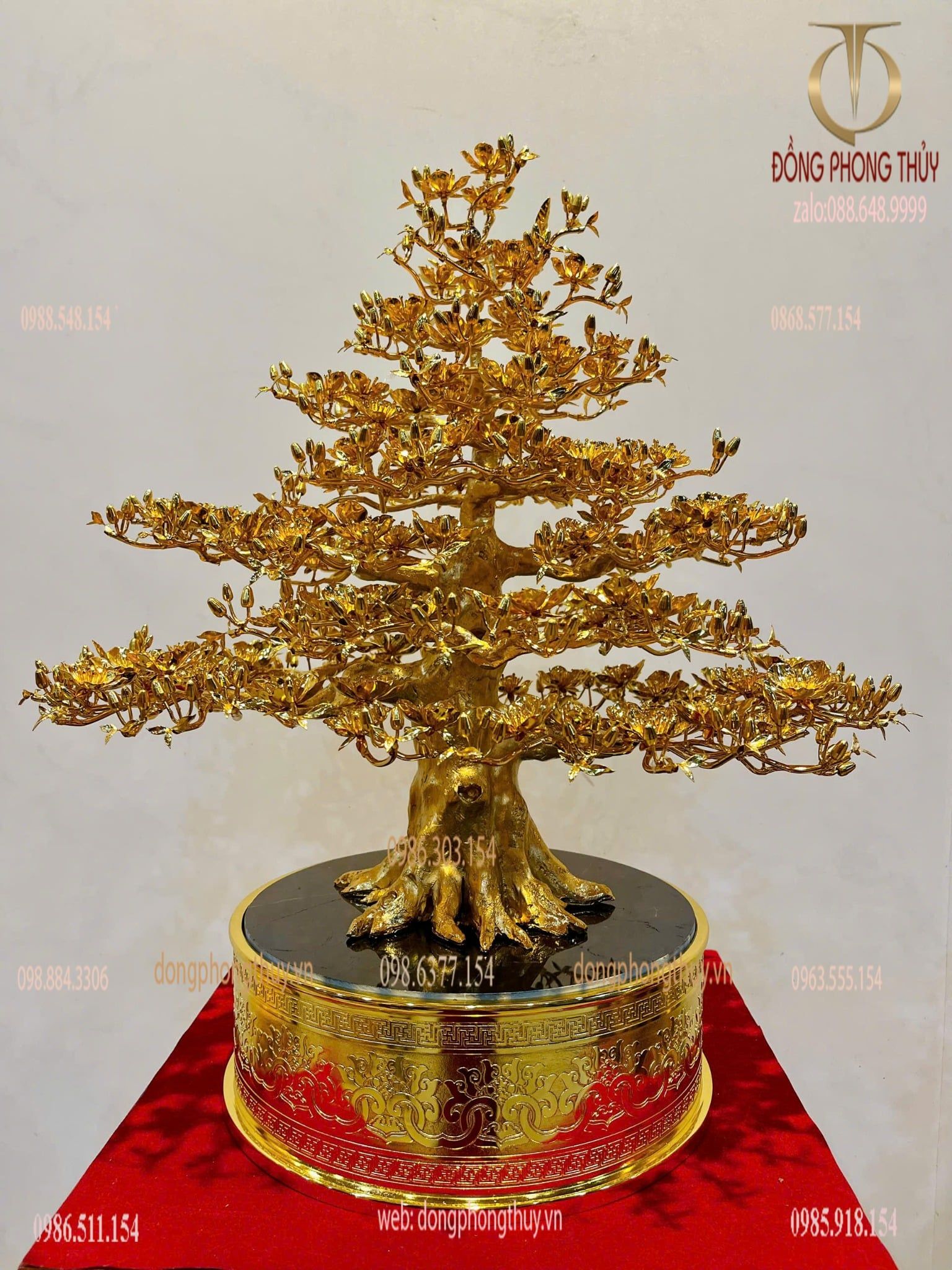 Chậu mai đứng bằng đồng mạ vàng 24k