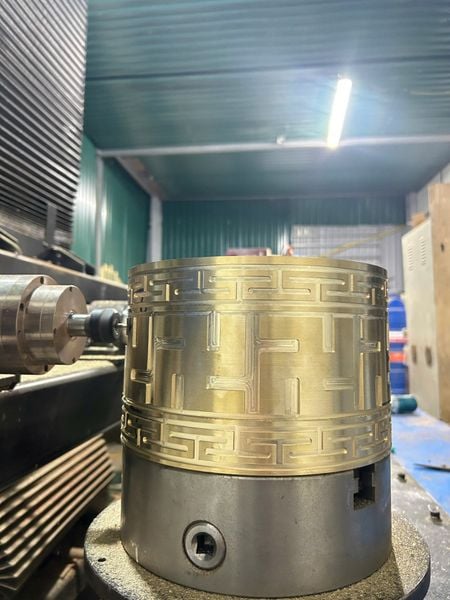 Đai cột đồng nhà thờ