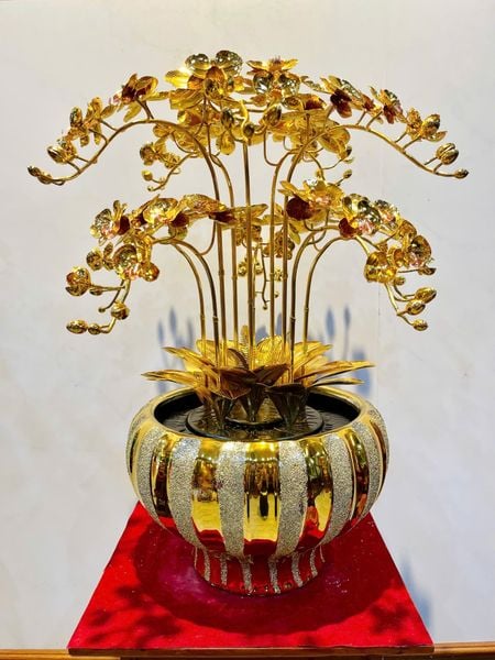Chậu hoa lan 10 cành bằng đồng mạ vàng 24k