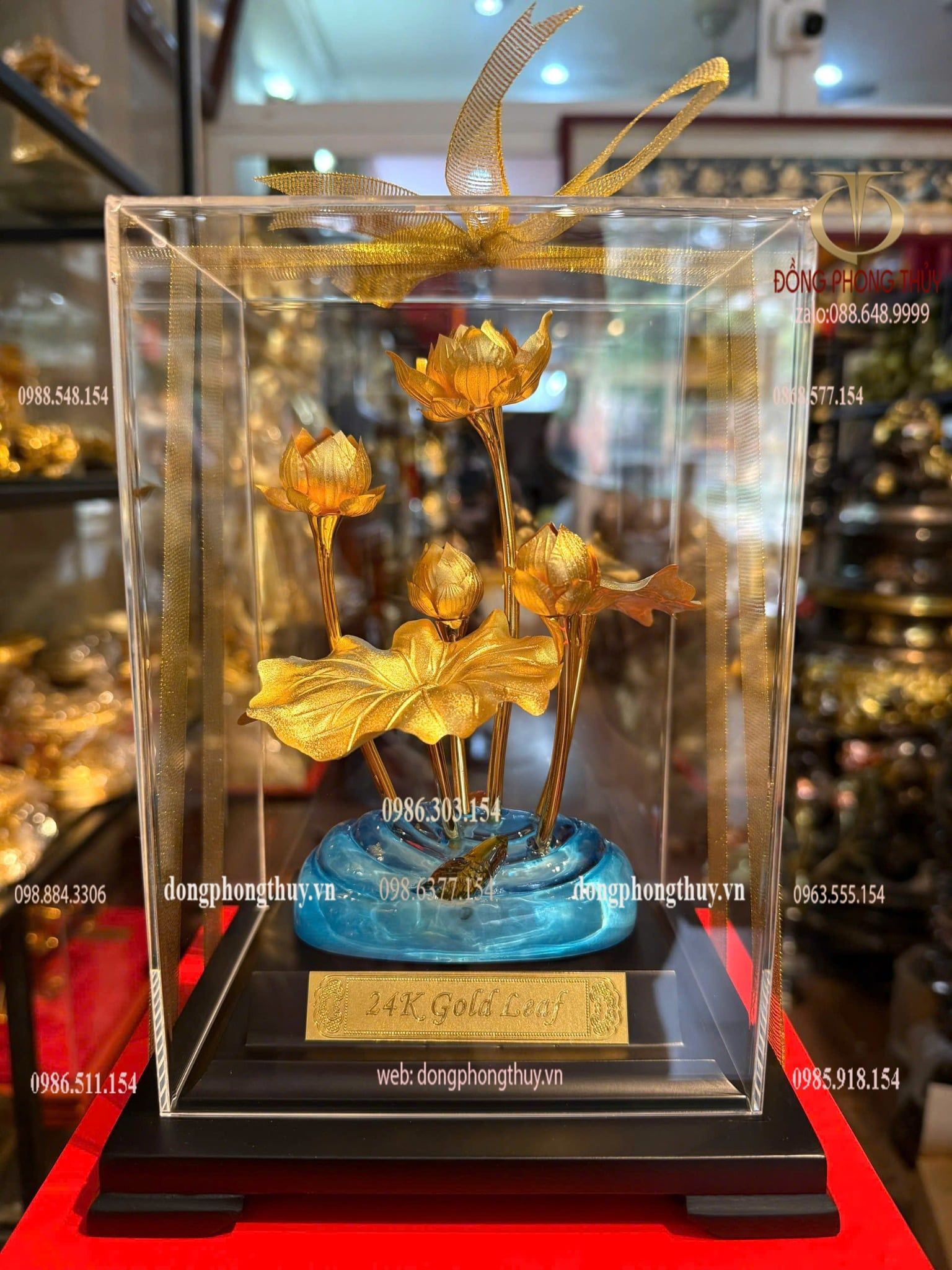 Hoa sen mạ vàng 24k