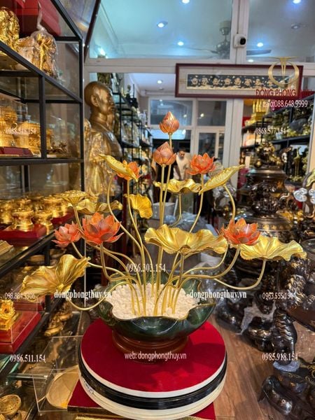 Chậu hoa sen bằng đồng đẹp