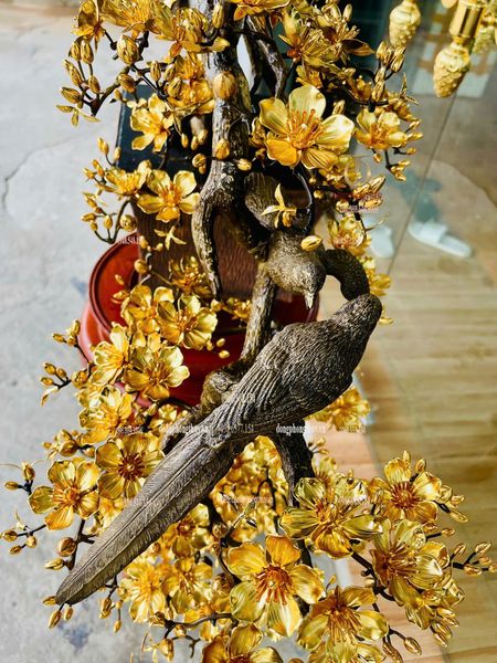 Quà tặng mạ vàng: Cây mai vàng dáng đổ bằng đồng mạ vàng 24k