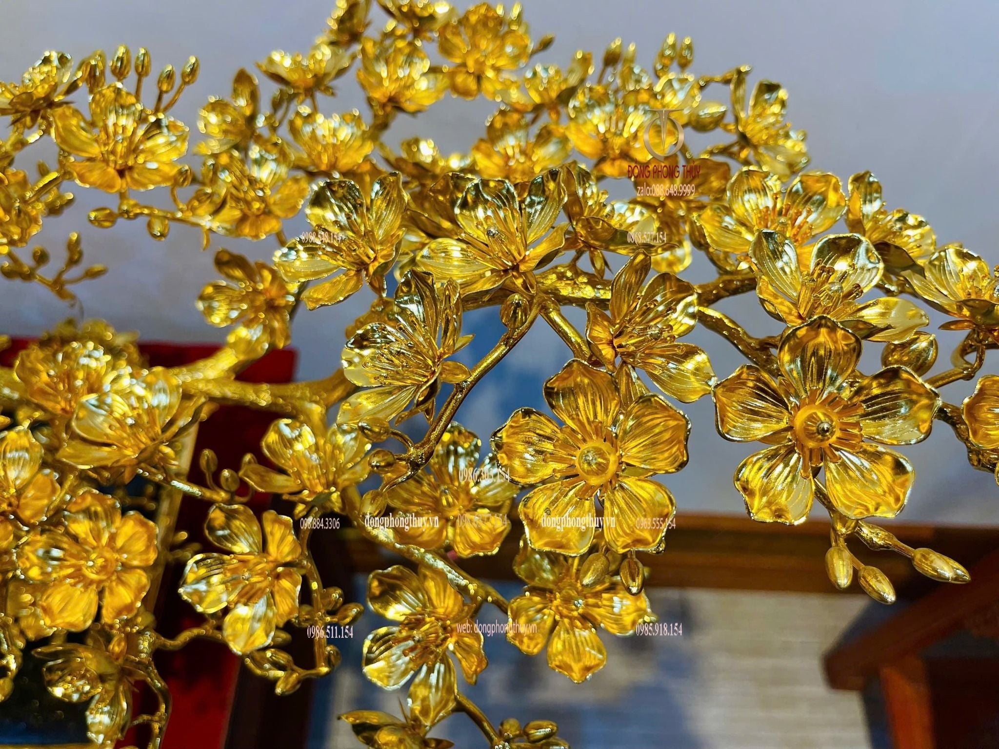Cây mai vàng bonsai dáng thế bằng đồng mạ vàng 24k