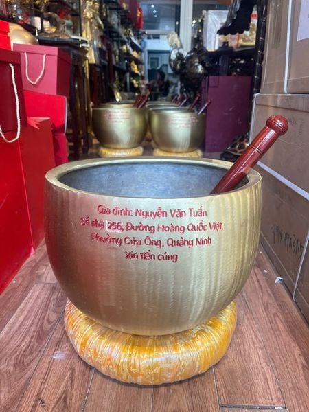 Chuông bát bằng đồng Rộng 38cm nặng 30kg