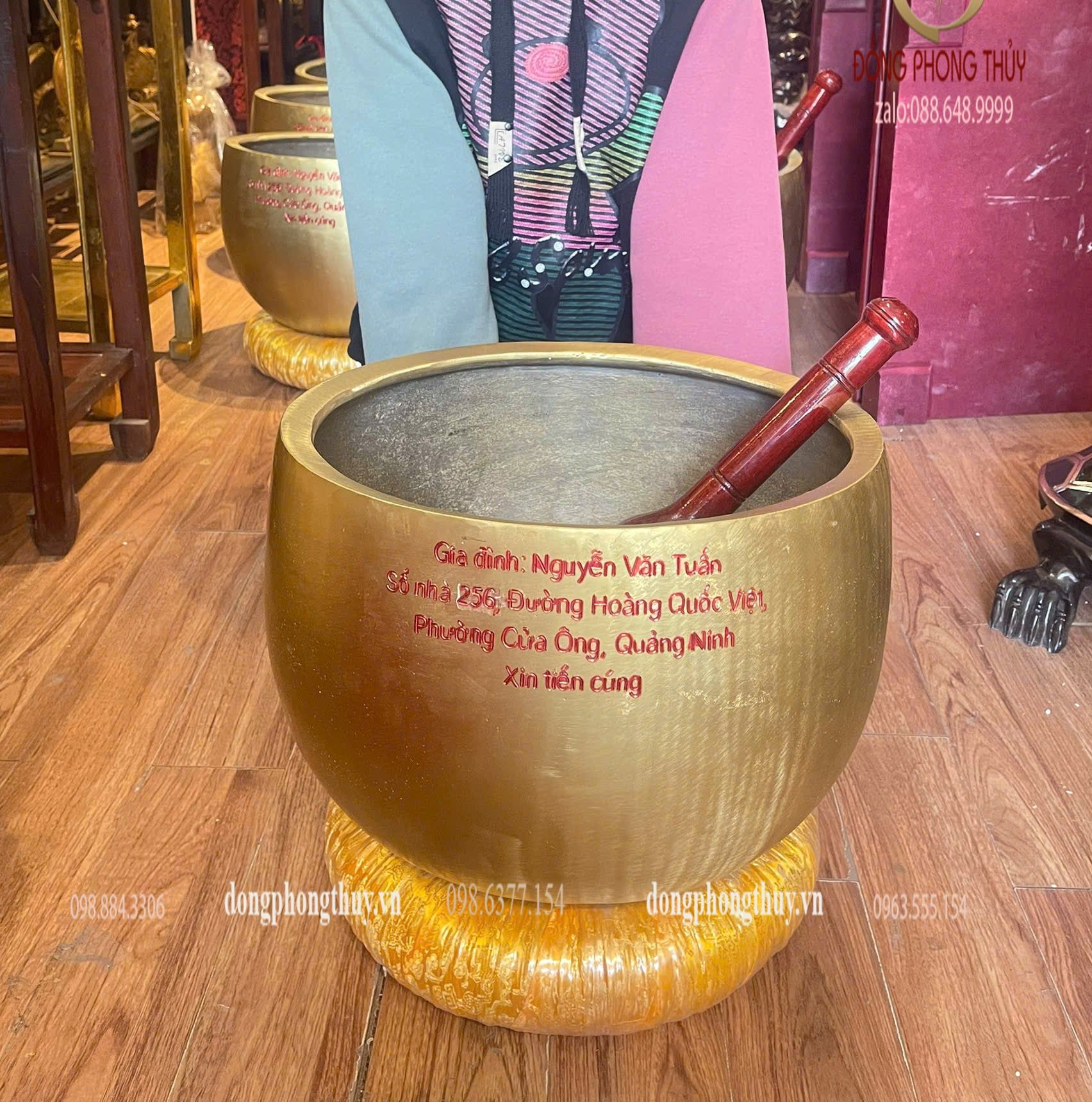 Chuông bát bằng đồng Rộng 38cm nặng 30kg