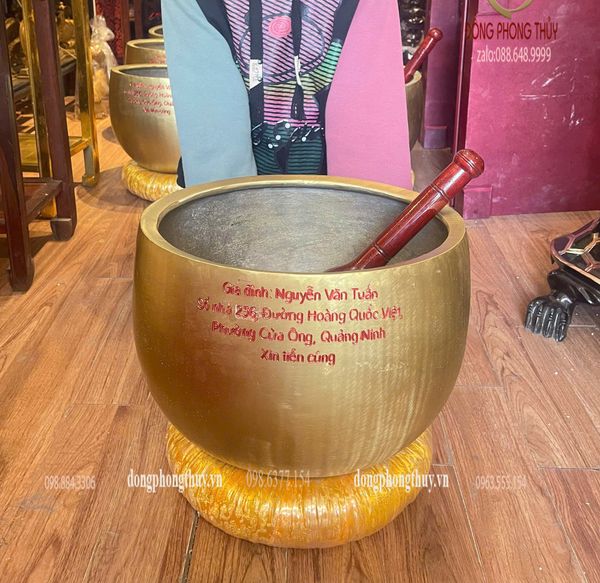 Chuông bát bằng đồng Rộng 38cm nặng 30kg