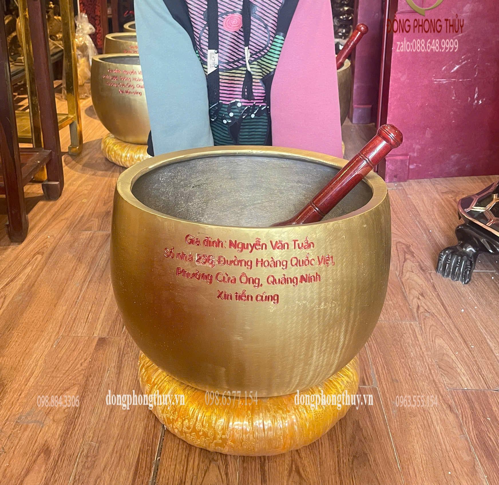 Chuông bát bằng đồng Rộng 38cm nặng 30kg