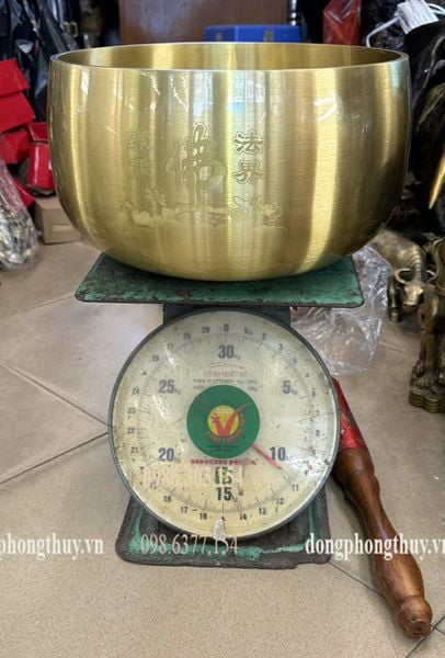 Chuông bát bằng đồng 30cm nặng 12kg