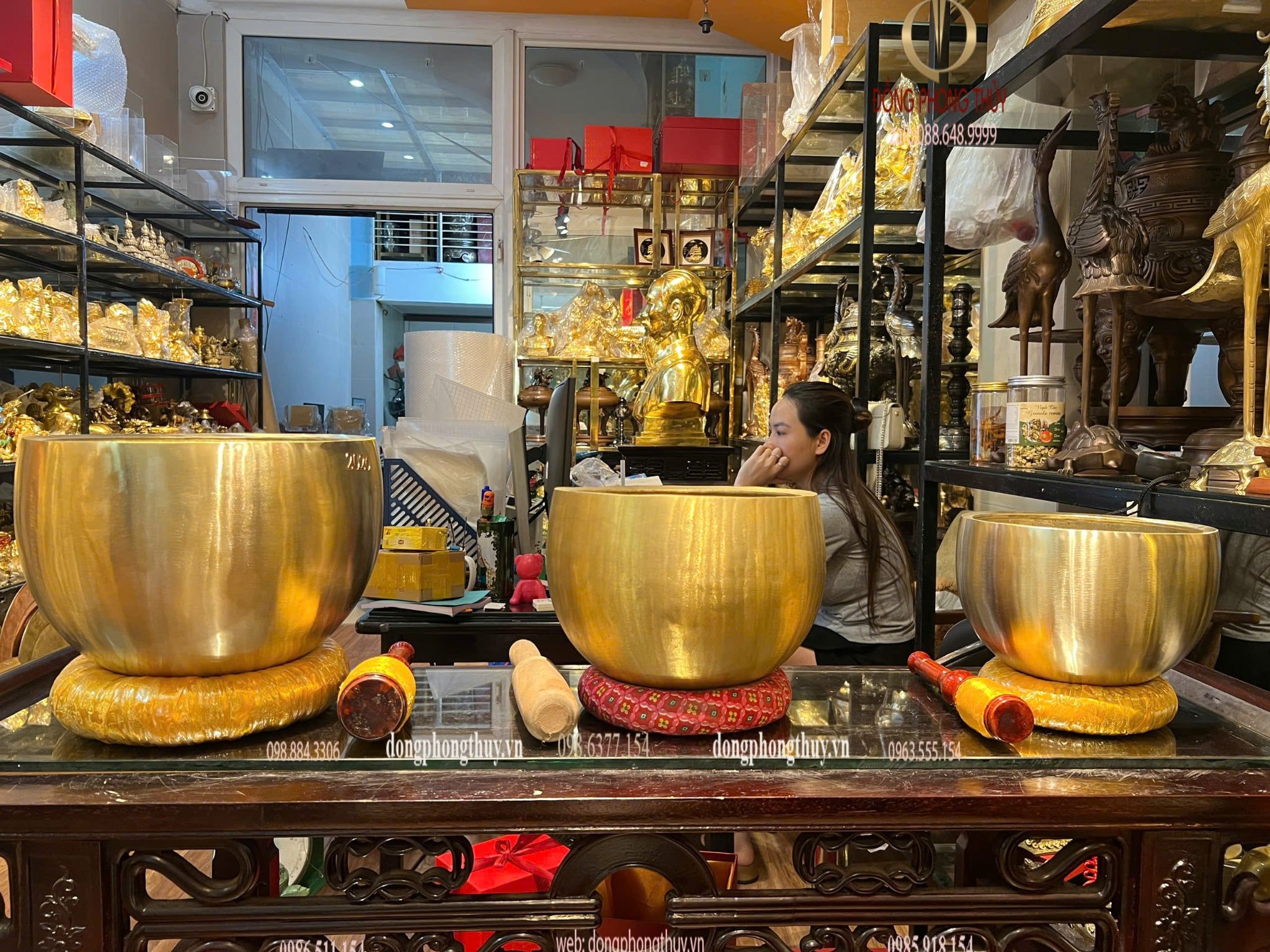 Chuông bát bằng đồng