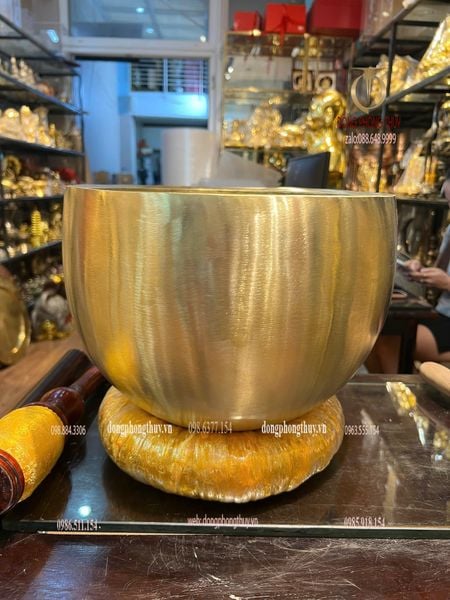 Chuông bát bằng đồng